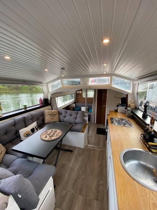 Charmant Bateau Sur La Marne Jouarre Екстериор снимка